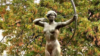 Episkopat stanowczo zaprzecza jakoby Jezus miał penisa